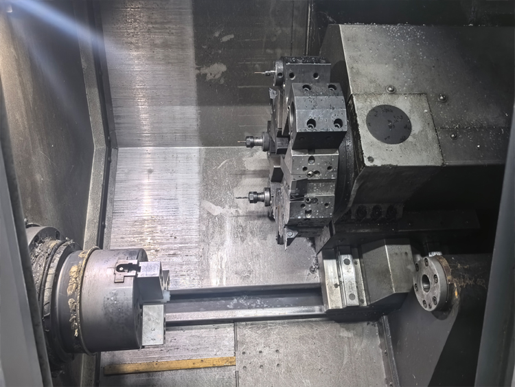 异性零件机加工中常见问题解析：精度、变形与刀具损耗的应对策略