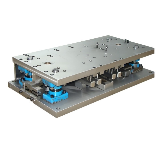 筑牢安全防线：破解大型覆盖件冲压模具重心偏移的倾覆风险困局