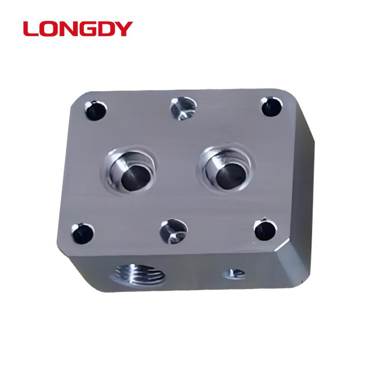 数控车床自动送料装置与机械手联调的信号同步：破局之道，解锁高效生产密码